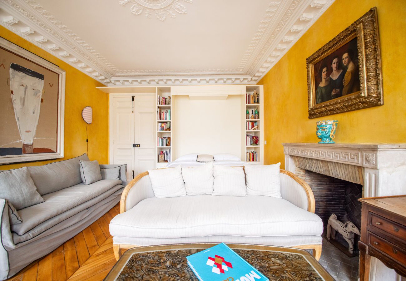 Appartement à Paris - Saint Germain Artiste