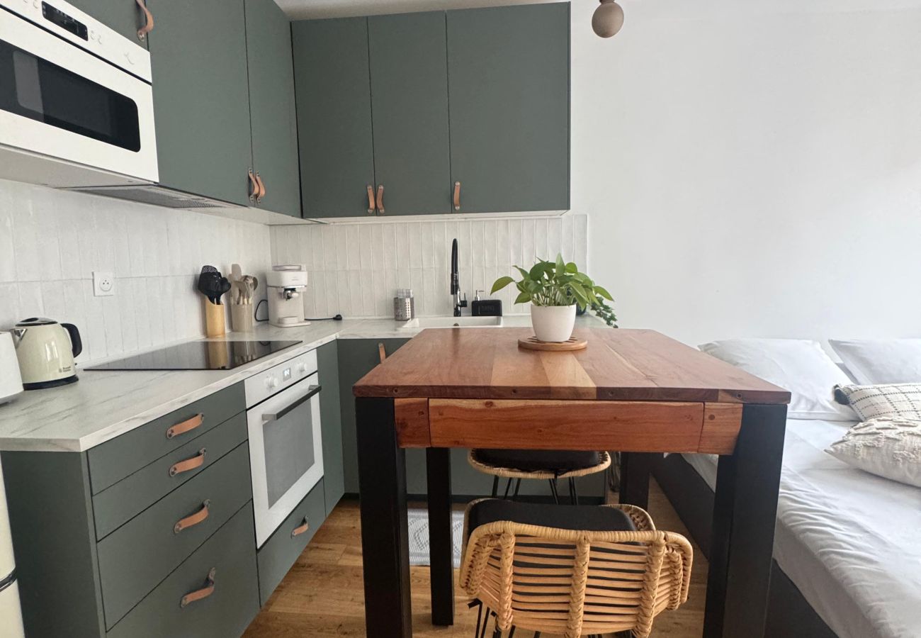 Appartement à Paris - Belleville Studio