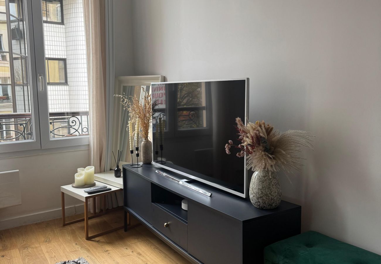 Appartement à Paris - Belleville Studio