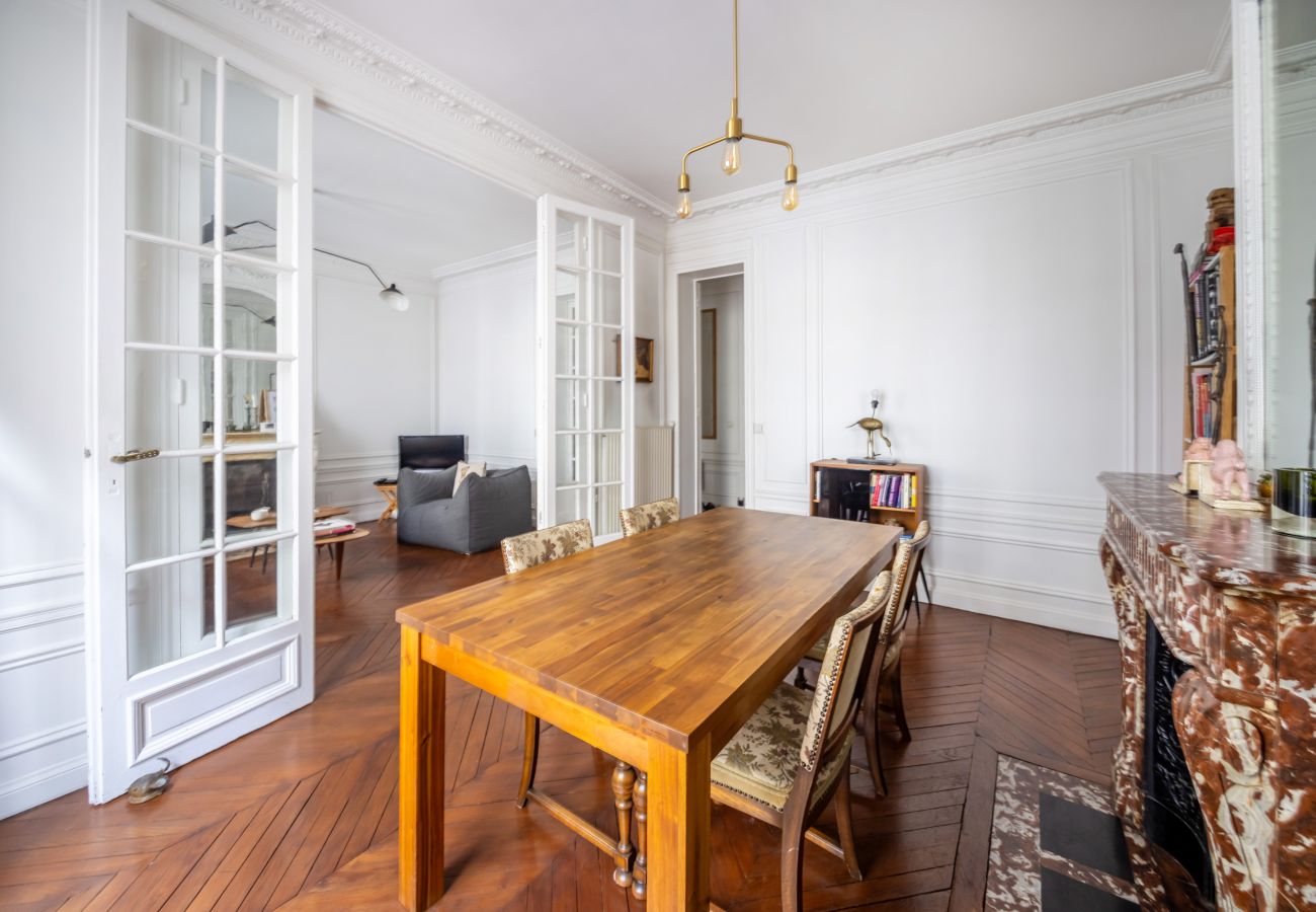 Apartment in Paris - Republique Marais Fashion