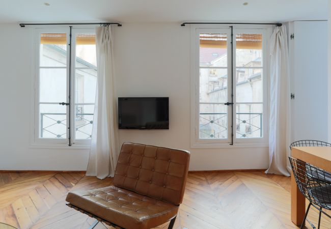 Apartment in Paris - Marais Picasso