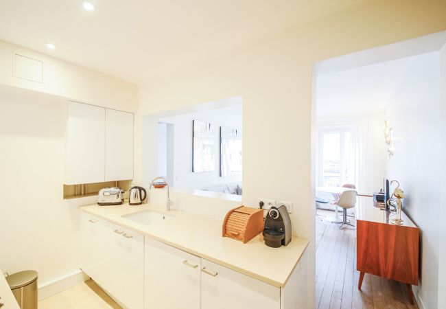 Apartment in Paris - Canal St Martin Design Apartment in Paris - Canal St Martin Design