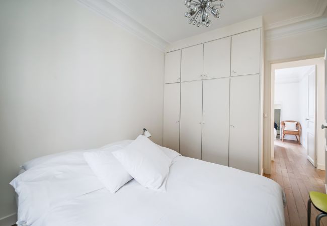 Apartment in Paris - Canal St Martin Design Apartment in Paris - Canal St Martin Design