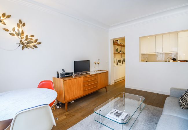 Apartment in Paris - Canal St Martin Design Apartment in Paris - Canal St Martin Design