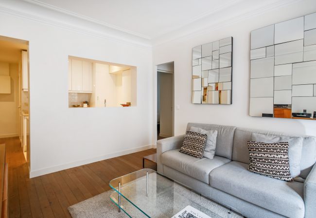 Apartment in Paris - Canal St Martin Design Apartment in Paris - Canal St Martin Design