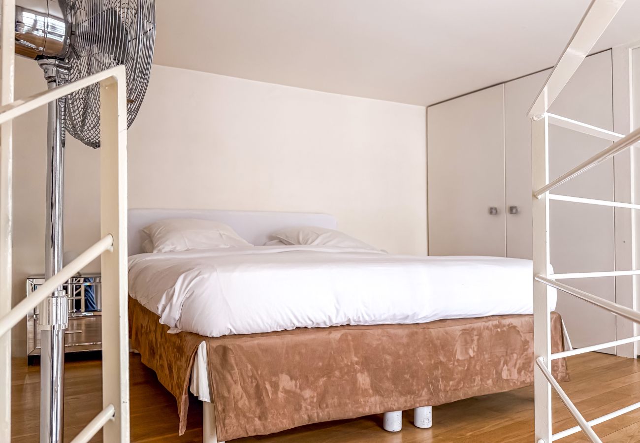 Apartment in Paris - Quartier Latin Loft Maubert