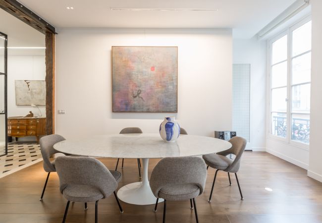 Apartment in Paris - Île Saint Louis Luxury Apartment in Paris - Île Saint Louis Luxury