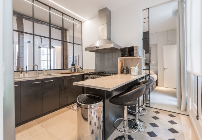 Apartment in Paris - Île Saint Louis Luxury Apartment in Paris - Île Saint Louis Luxury
