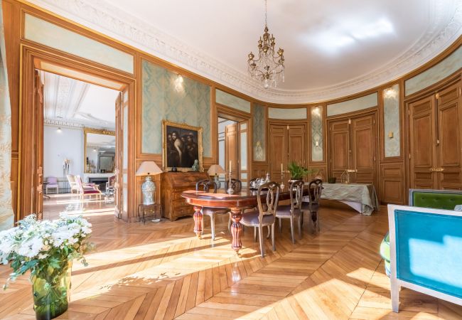 Apartment in Paris - Wagram Luxury Palace Apartment in Paris - Wagram Luxury Palace