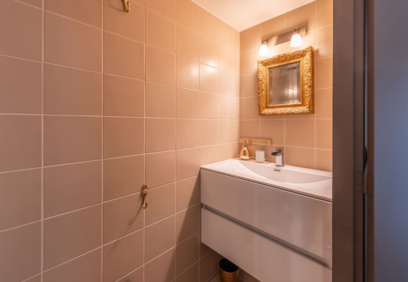 Apartment in Paris - Wagram Luxury Palace