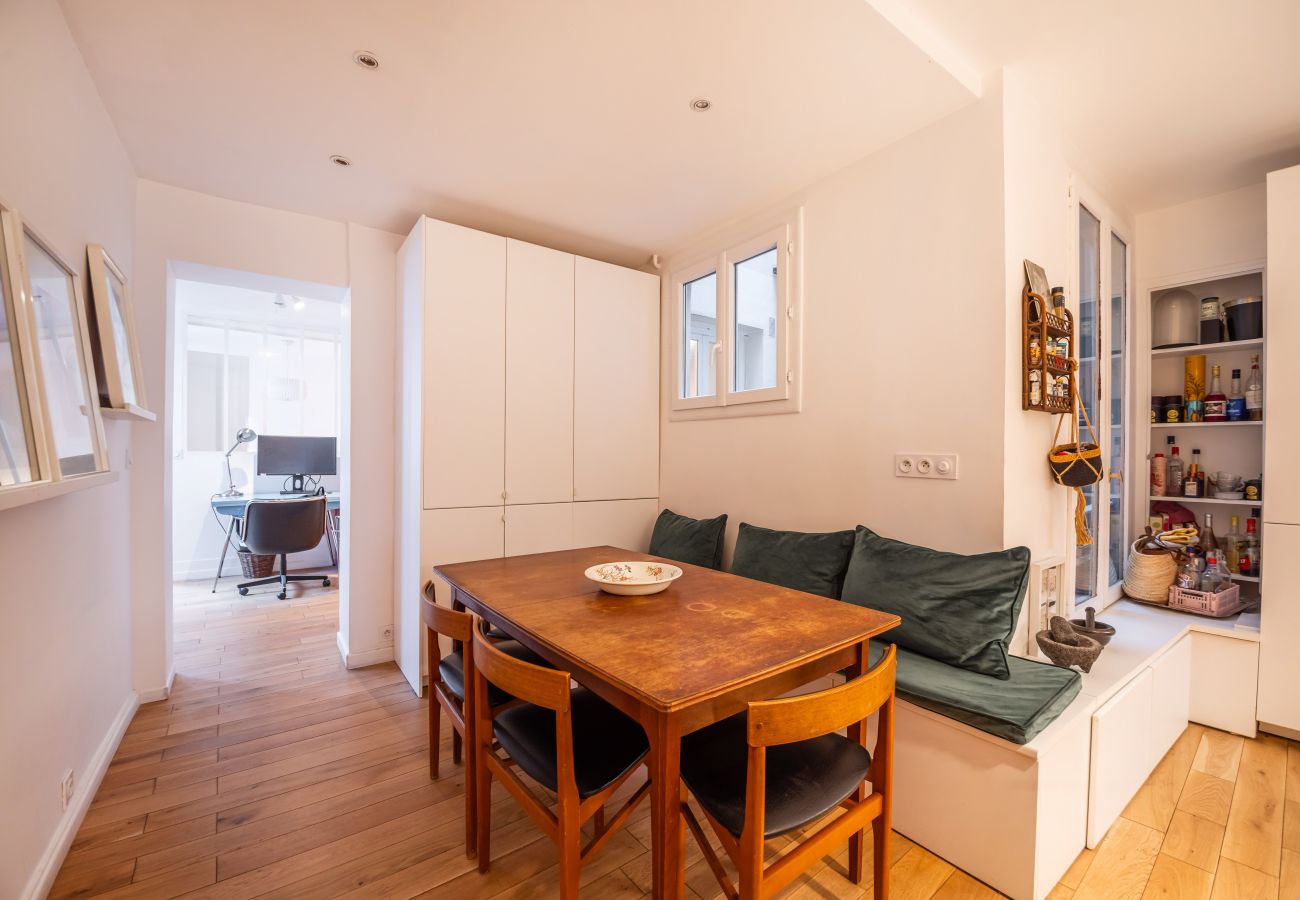 Apartment in Paris - Republique Marais Charm