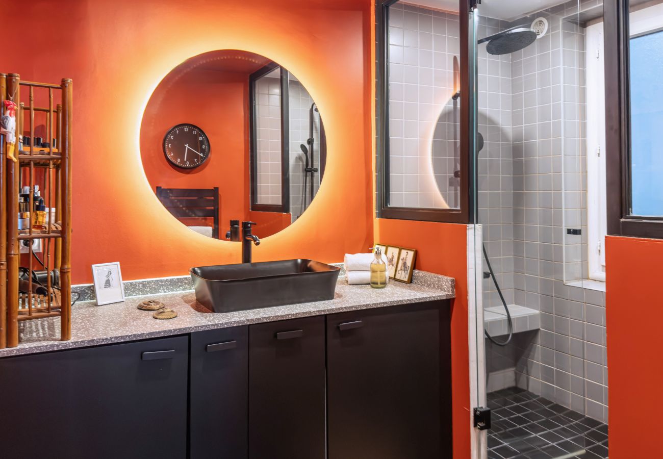 Apartment in Paris - Republique Marais Charm