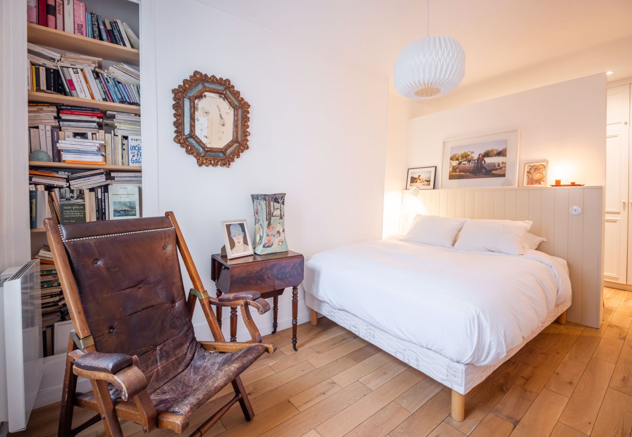 Apartment in Paris - Republique Marais Charm