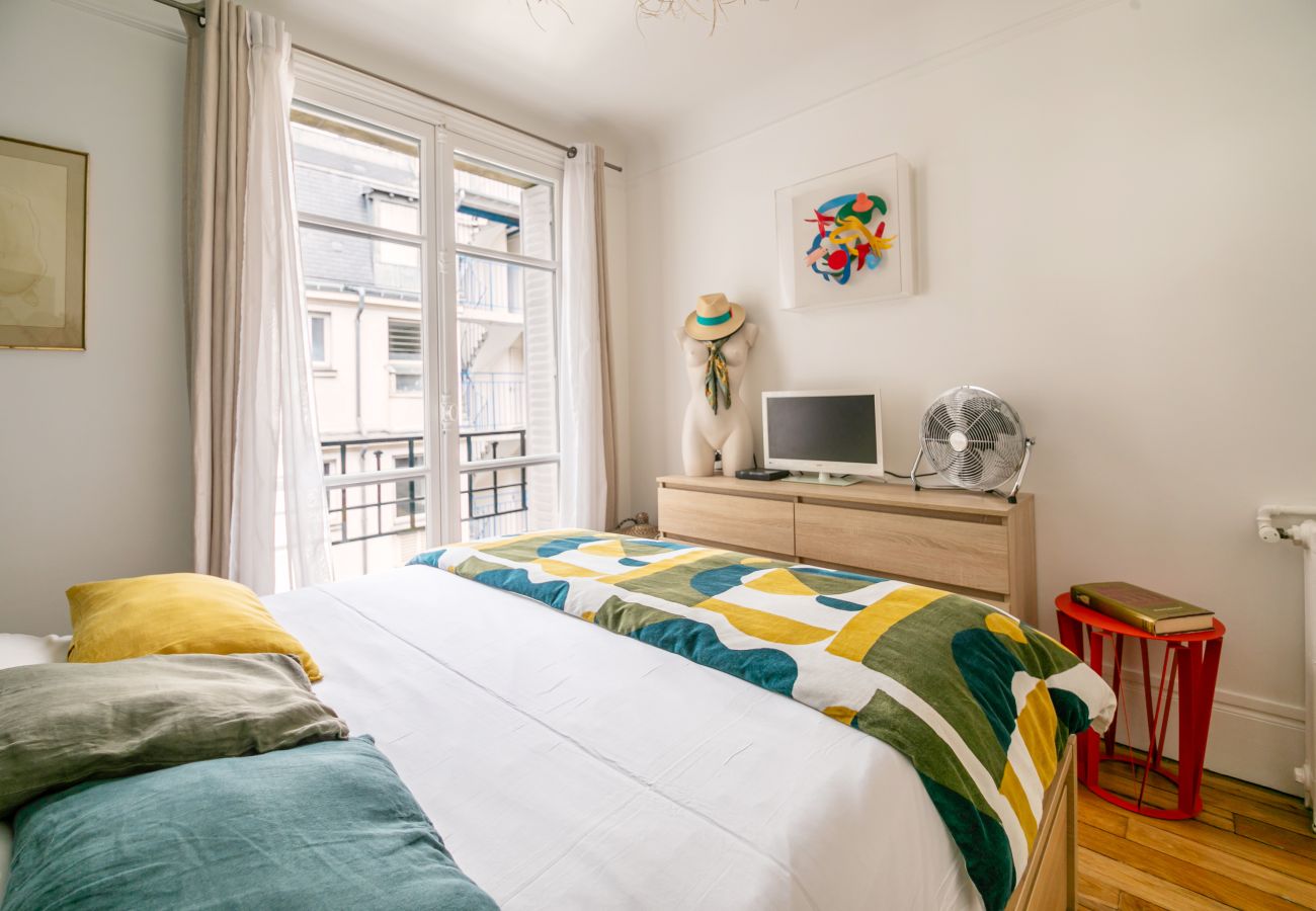 Apartment in Paris - Tour Eiffel Belle Vue