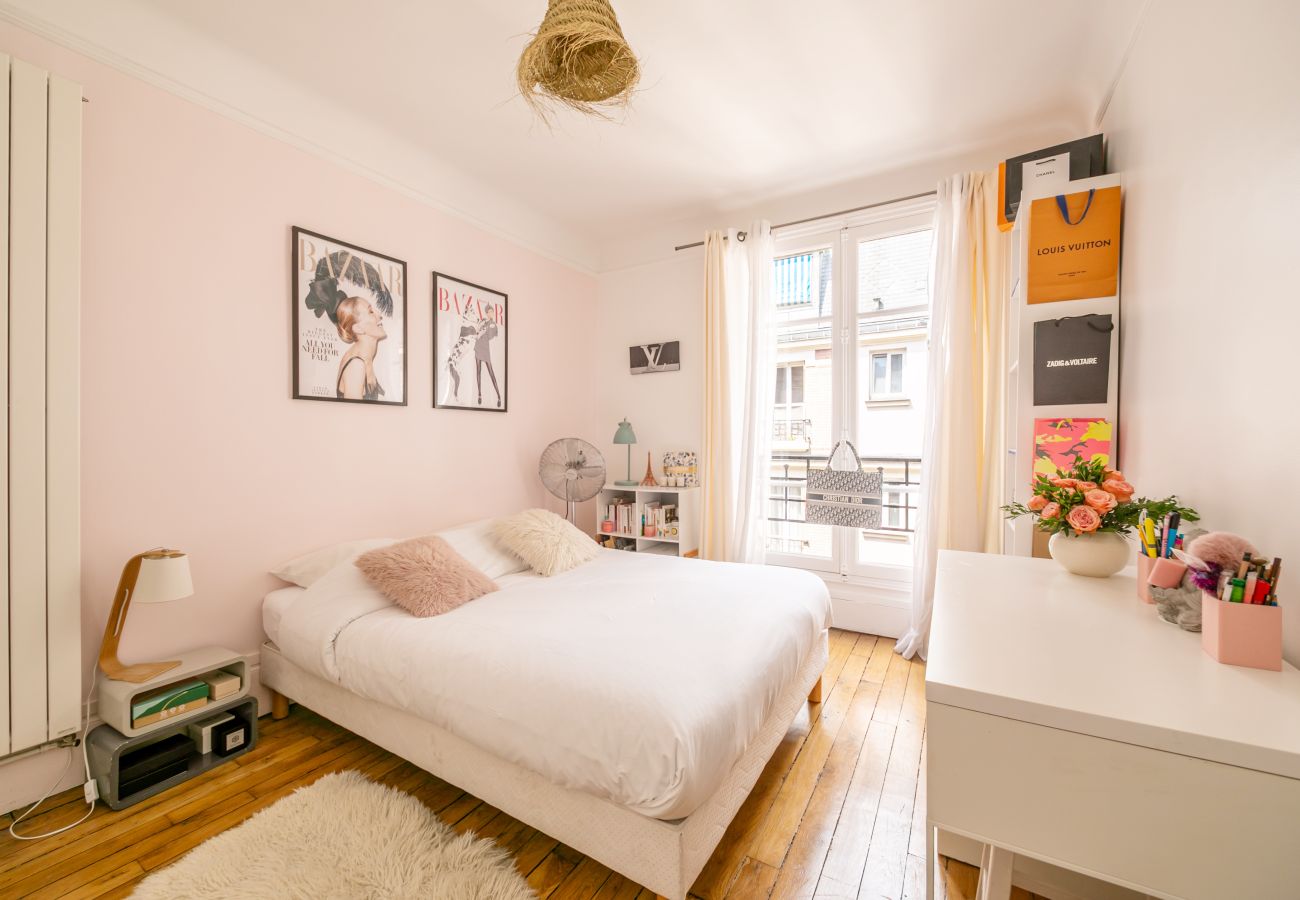 Apartment in Paris - Tour Eiffel Belle Vue