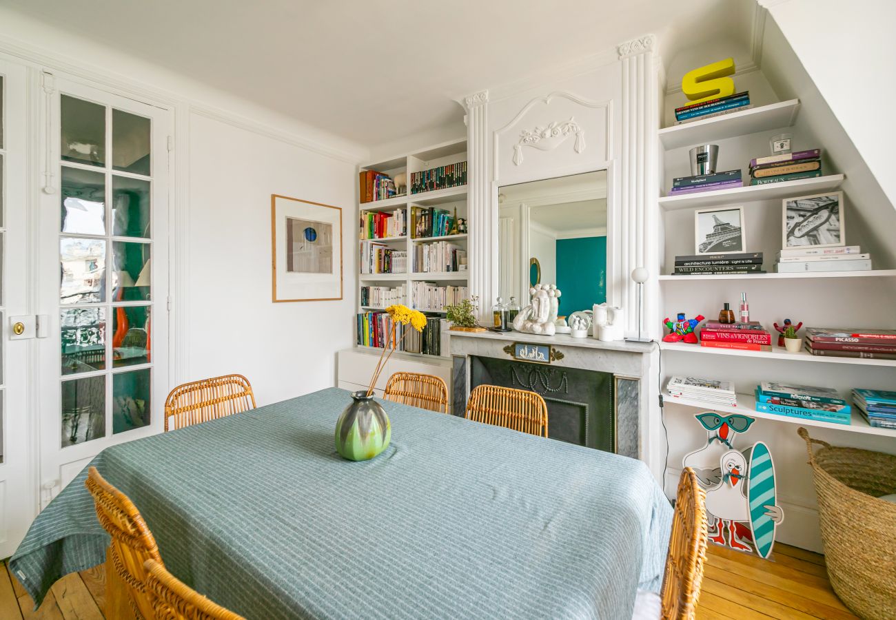 Apartment in Paris - Tour Eiffel Belle Vue
