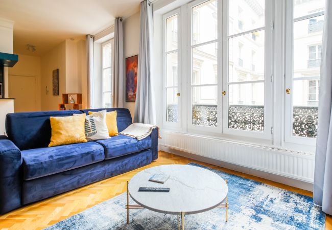 Apartment in Paris - Grands Boulevards Home Apartment in Paris - Grands Boulevards Home