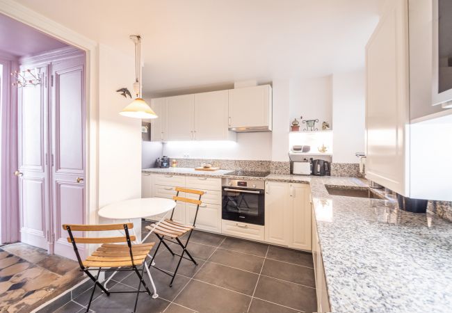 Apartment in Paris - Saint Michel Seine Loft Apartment in Paris - Saint Michel Seine Loft