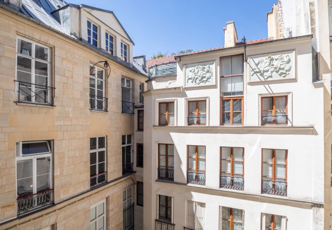 Apartment in Paris - Saint Michel Seine Loft Apartment in Paris - Saint Michel Seine Loft