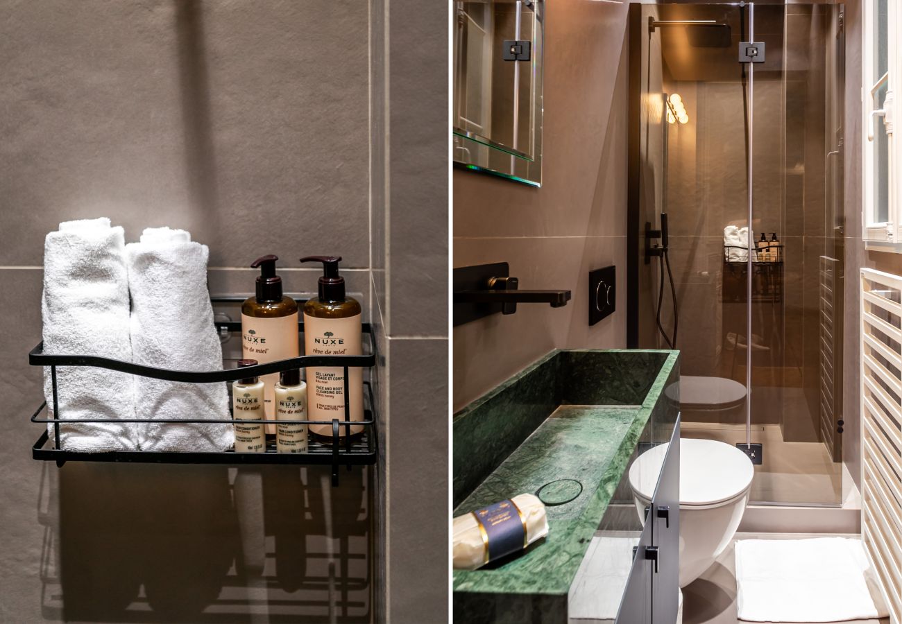 Apartment in Paris - Arc de Triomphe Home