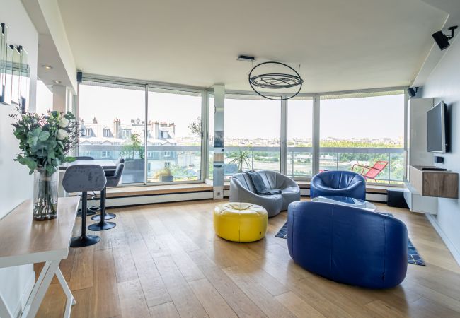 Apartment in Paris - Tour Eiffel View Apartment in Paris - Tour Eiffel View