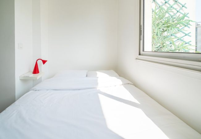 Apartment in Paris - Buttes Chaumont Botzaris View Apartment in Paris - Buttes Chaumont Botzaris View