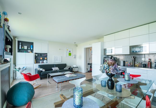 Apartment in Paris - Buttes Chaumont Botzaris View Apartment in Paris - Buttes Chaumont Botzaris View