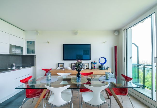 Apartment in Paris - Buttes Chaumont Botzaris View Apartment in Paris - Buttes Chaumont Botzaris View