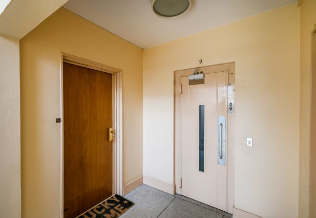 Apartment in Paris - Buttes Chaumont Botzaris View Apartment in Paris - Buttes Chaumont Botzaris View