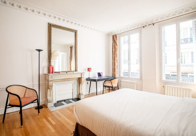 Apartment in Paris - Grands Boulevards Family Apartment in Paris - Grands Boulevards Family