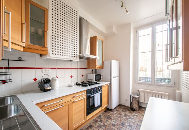 Apartment in Paris - Grands Boulevards Family Apartment in Paris - Grands Boulevards Family