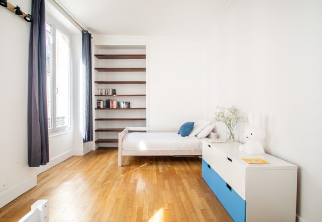 Apartment in Paris - Grands Boulevards Family Apartment in Paris - Grands Boulevards Family