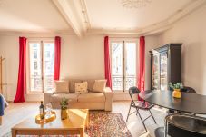 Apartment in Paris - Bon Marché Mayet