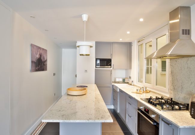 Apartment in Paris - Palais Royal Charm Home Apartment in Paris - Palais Royal Charm Home