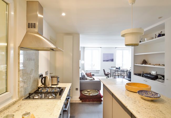 Apartment in Paris - Palais Royal Charm Home Apartment in Paris - Palais Royal Charm Home