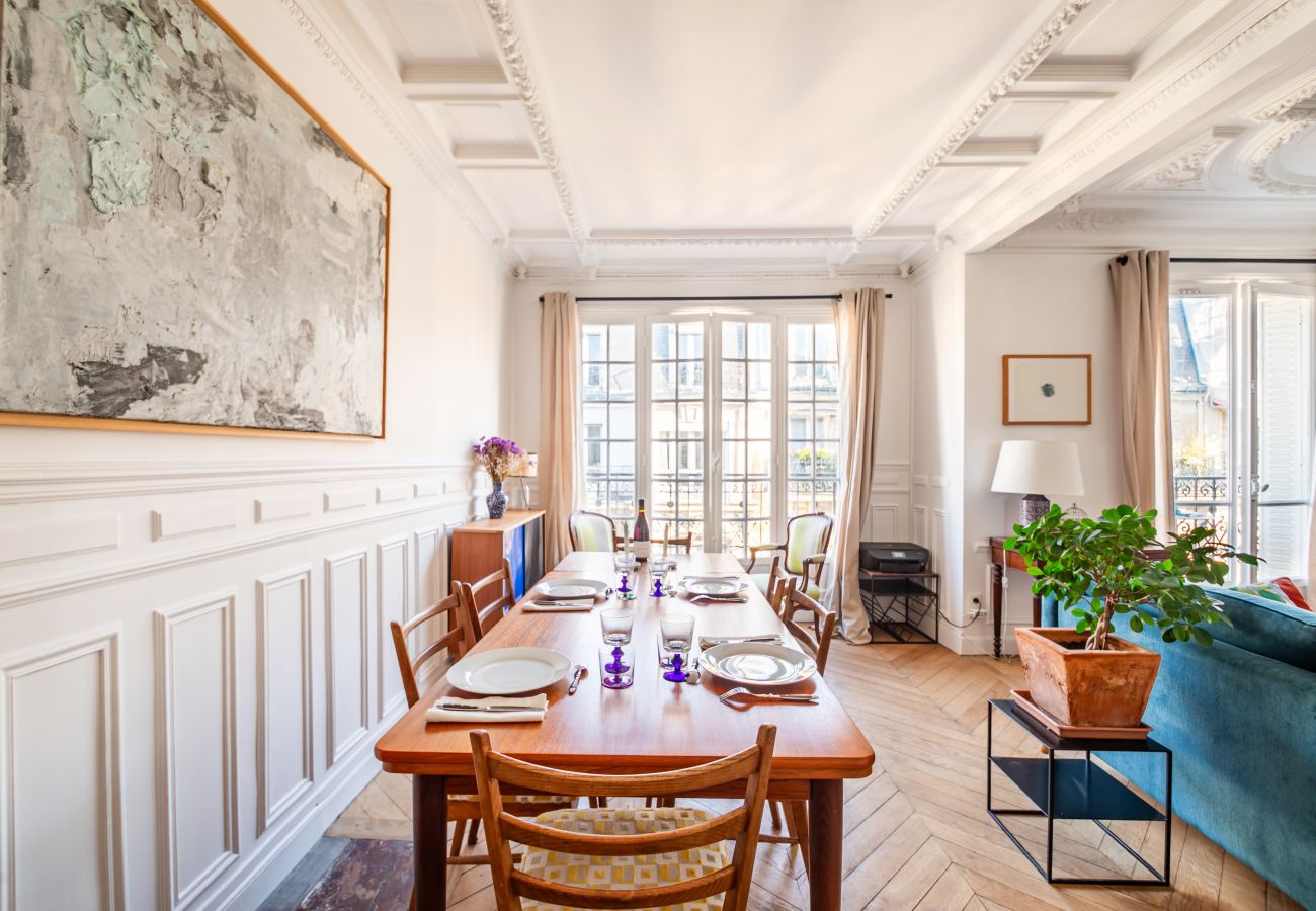 Apartment in Paris - Montmartre Parisien