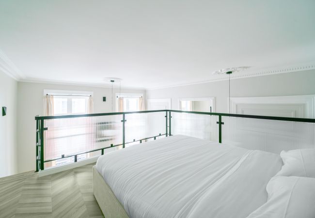 Apartment in Paris - Palais Royal Design Apartment in Paris - Palais Royal Design