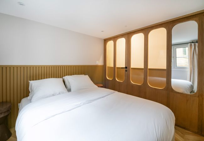 Apartment in Paris - Palais Royal Design Apartment in Paris - Palais Royal Design