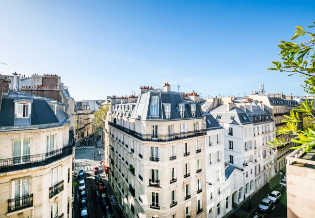 Apartment in Paris - Parc Monceau Terrasse Apartment in Paris - Parc Monceau Terrasse