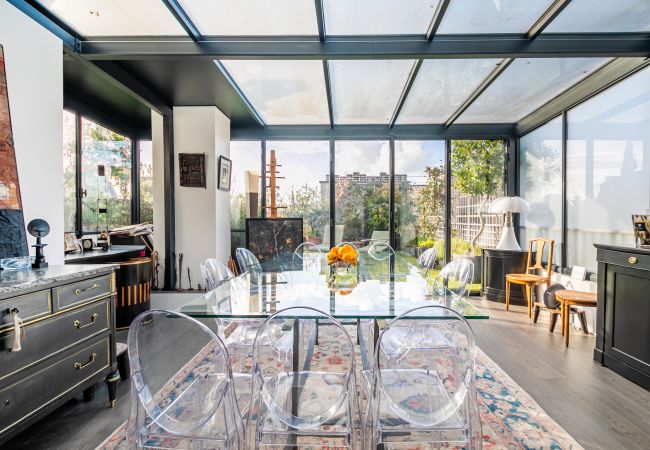 Apartment in Paris - Parc Monceau Terrasse