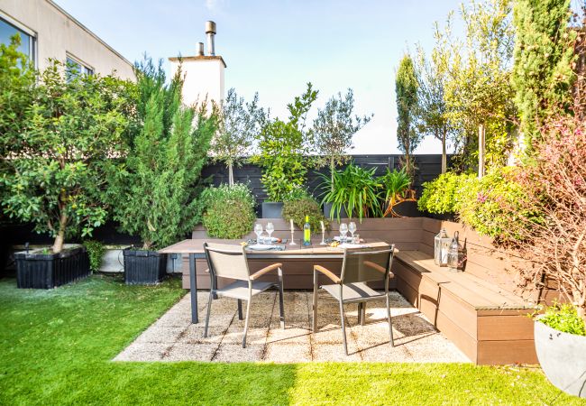 Apartment in Paris - Parc Monceau Terrasse