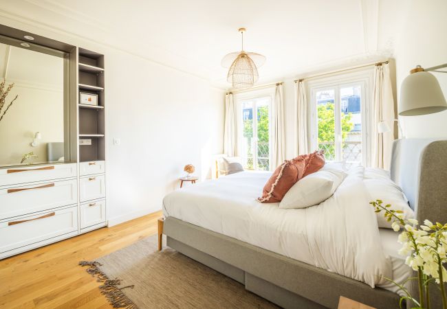 Apartment in Paris - Canal Saint Martin Magenta Apartment in Paris - Canal Saint Martin Magenta