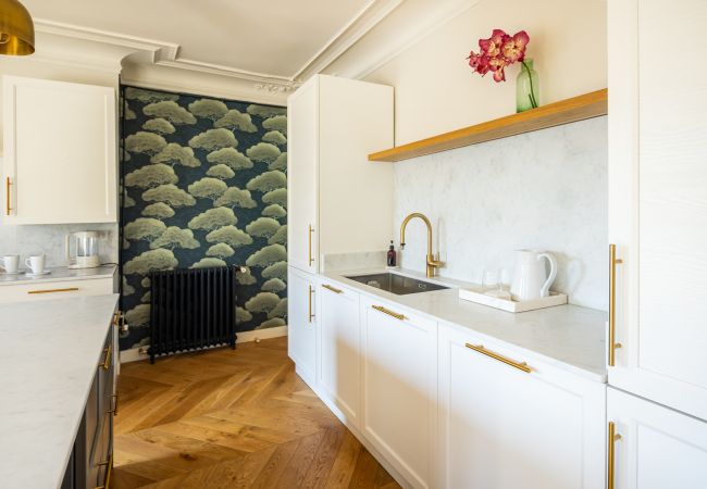 Apartment in Paris - Canal Saint Martin Magenta Apartment in Paris - Canal Saint Martin Magenta