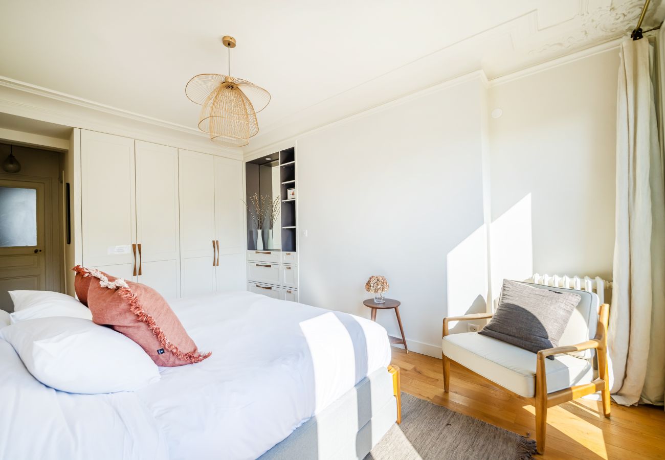 Apartment in Paris - Canal Saint Martin Magenta