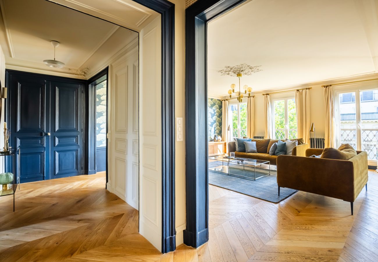 Apartment in Paris - Canal Saint Martin Magenta