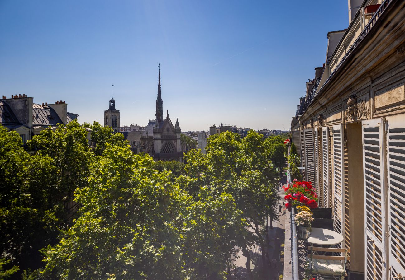 Apartment in Paris - Canal Saint Martin Magenta