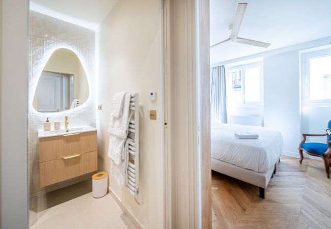 Apartment in Paris - Jardin du Luxembourg Design Apartment in Paris - Jardin du Luxembourg Design