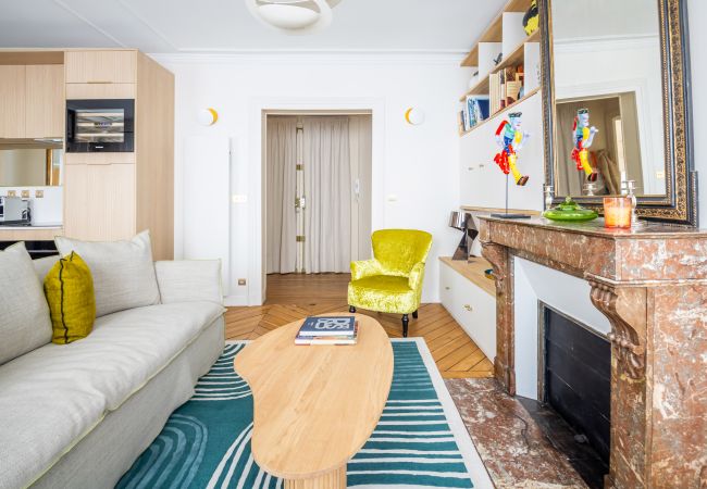 Apartment in Paris - Jardin du Luxembourg Design Apartment in Paris - Jardin du Luxembourg Design