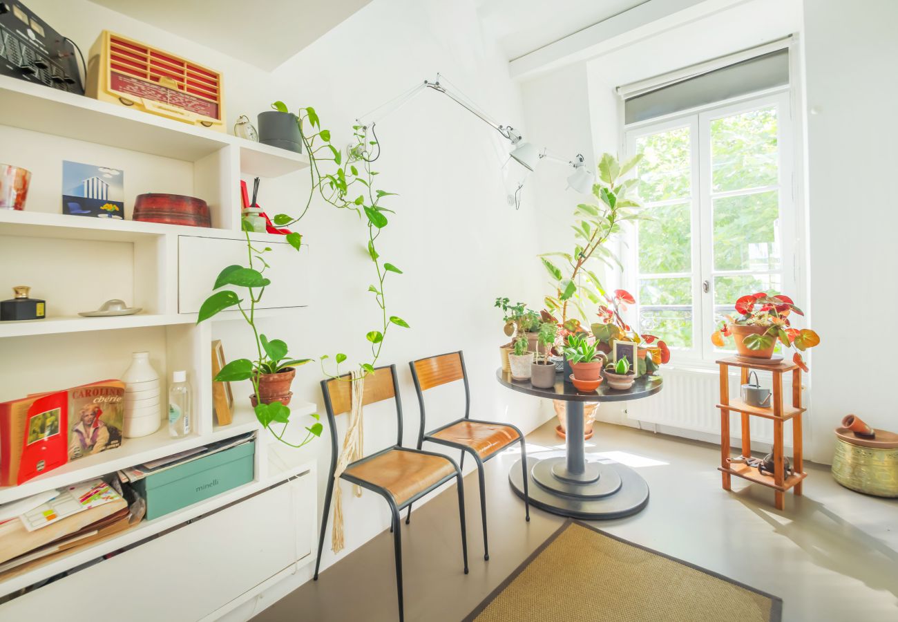 Apartment in Paris - Batignolles Home