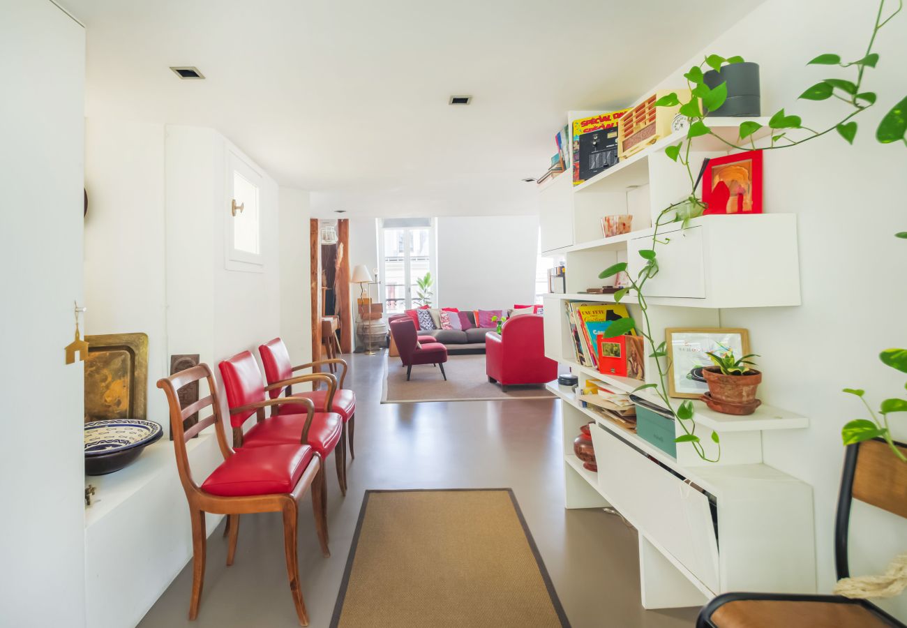 Apartment in Paris - Batignolles Home